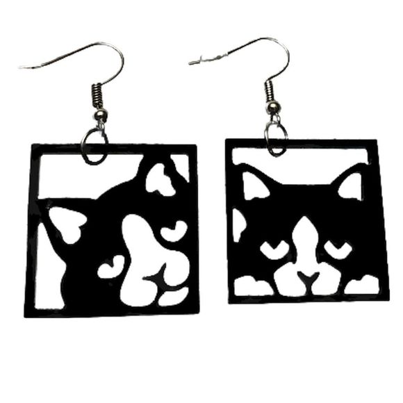 Framed Black Cat Earrings - Picture 1 of 3